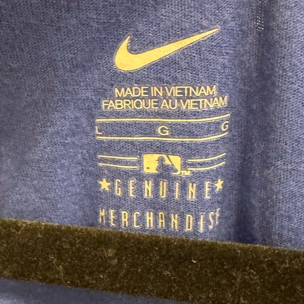 Nike Women's Blue Mets Graphic Tee - Picture 3 of 3